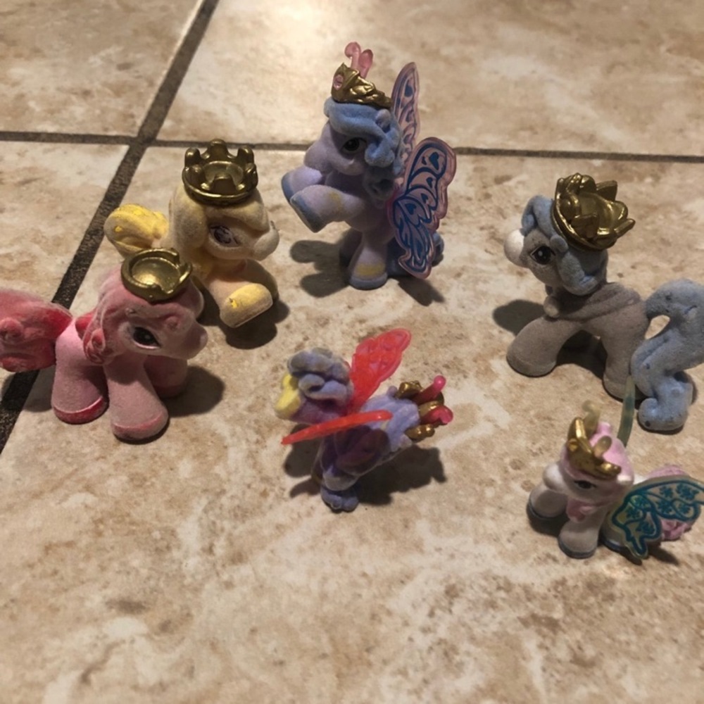 Filly Princess Flocked Royal Ponies Gold Crowns Pony Lot of 7
